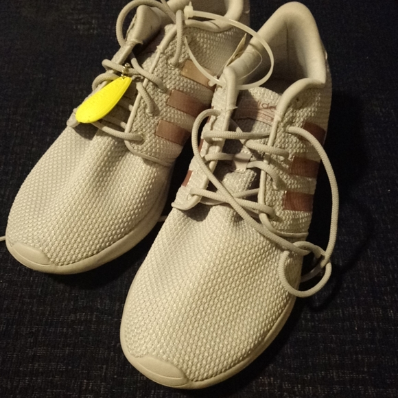 Brand new Adidas Womens size 10 light gray - Picture 2 of 7